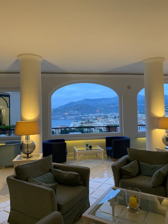 Lobby Grand Hotel Capodimonte