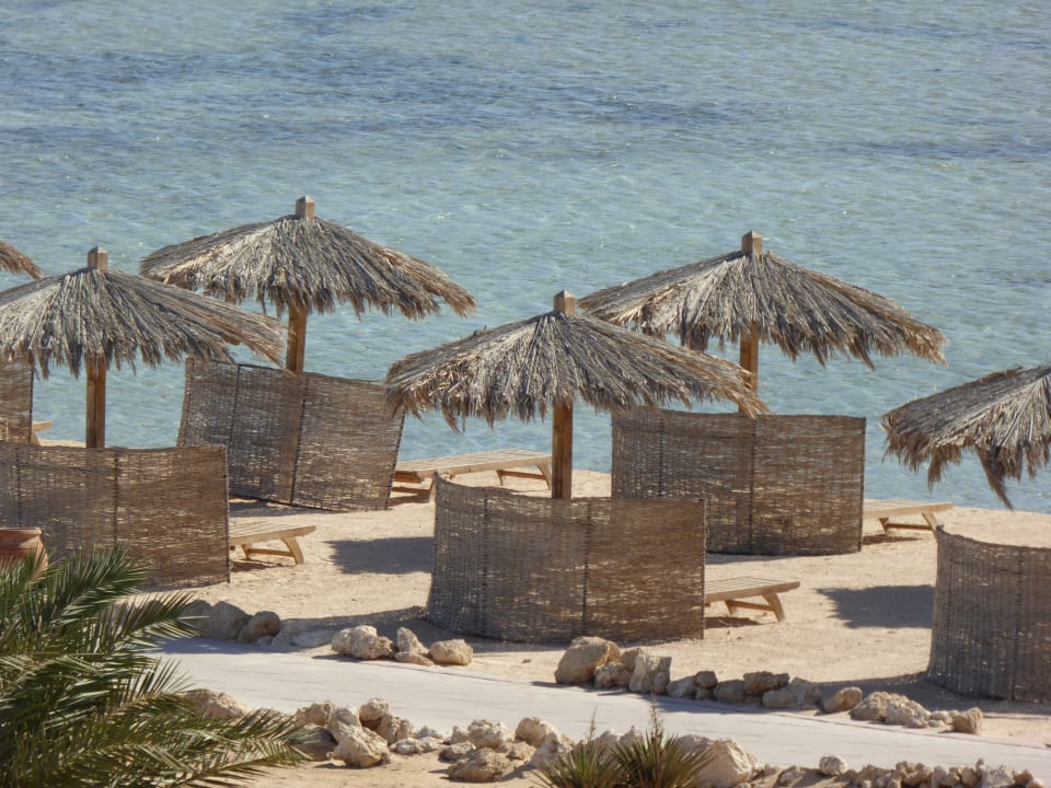 Strand The Breakers Diving & Surfing Lodge