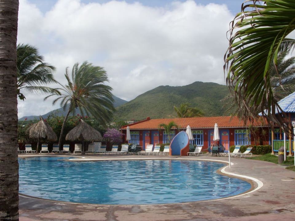 Pool Hotel Flamenco Villas / Beach Club