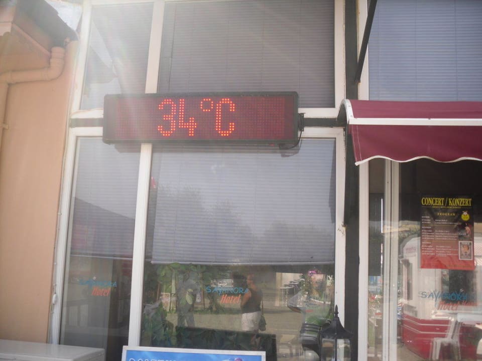 Puuuh, so warm Sayanora Hotel