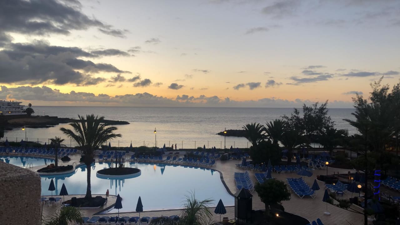 Pool Hotel Grand Teguise Playa