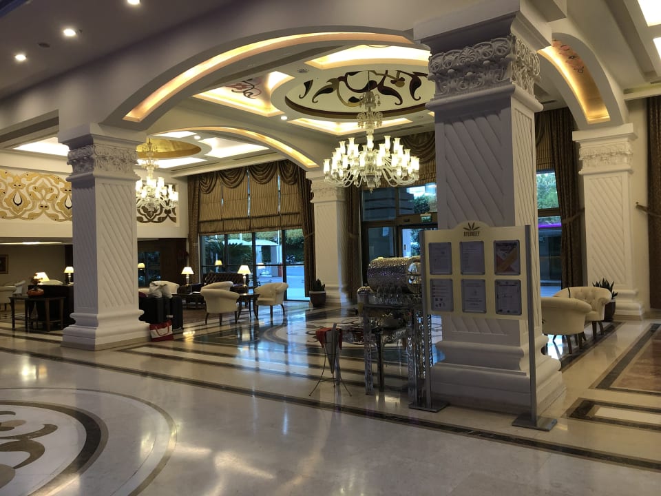 Lobby Aydinbey Kings Palace & Spa