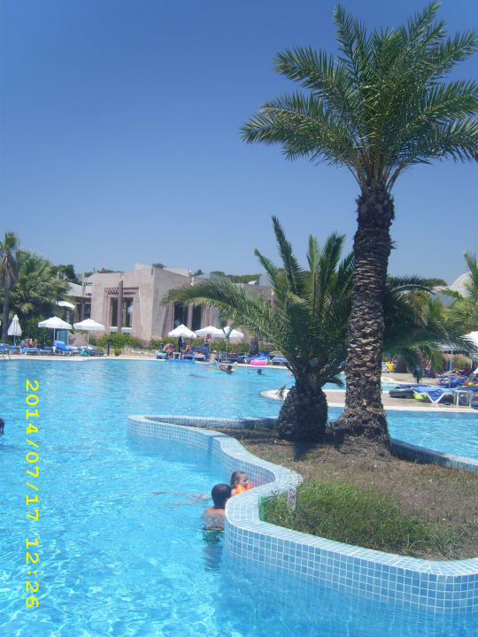 Poolanlage Blue Waters Club