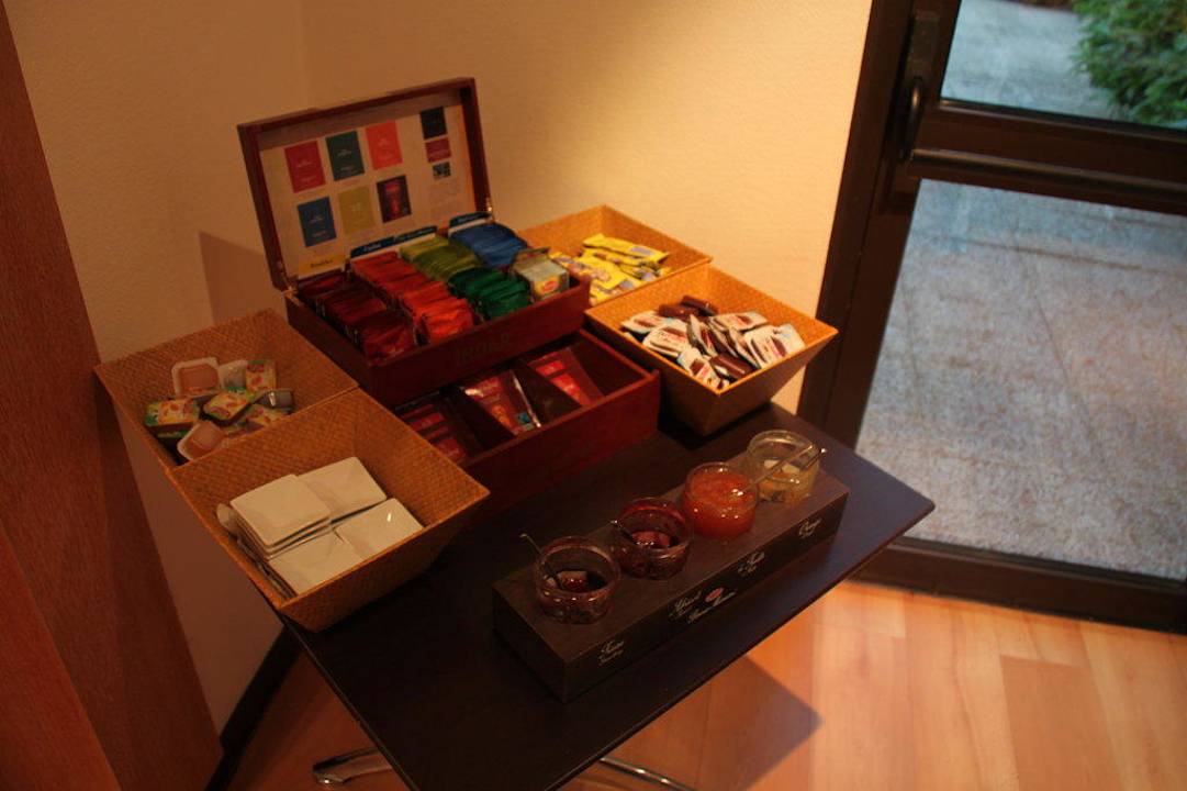 Frühstücksbuffet  Hotel Novotel Genève Aéroport France