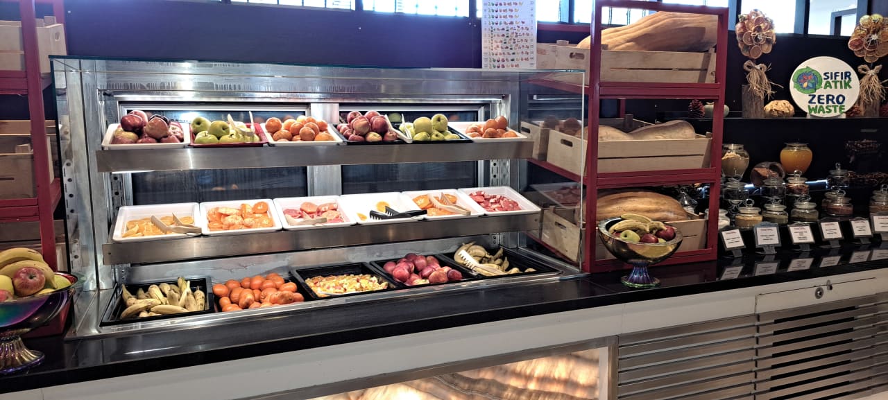 Gastro Limak Lara Deluxe Hotel & Resort