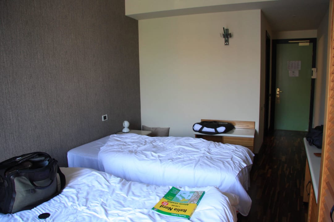 Blick zur Tür  Hotel Albergo Firenze