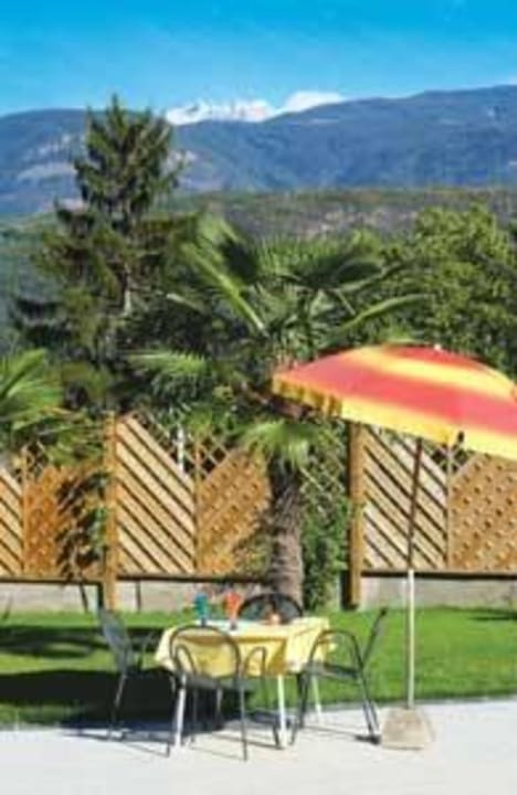 Idyllischer Garten Garni Brunnenhof