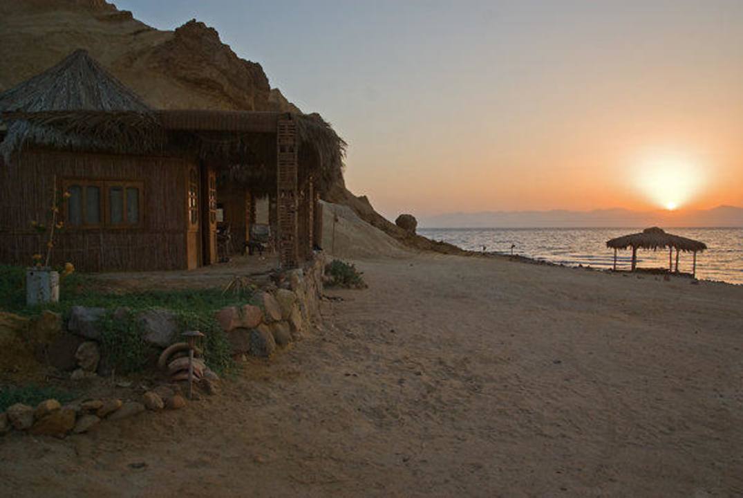 Unser Bungalow zum Sonnenaufgang RockSea Camp