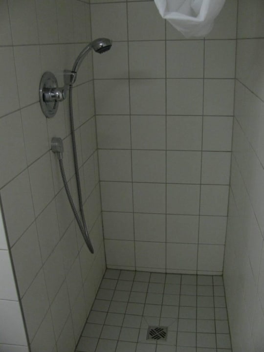 Münzdusche im Waschraum DAV Schönfeldhütte 1410 m