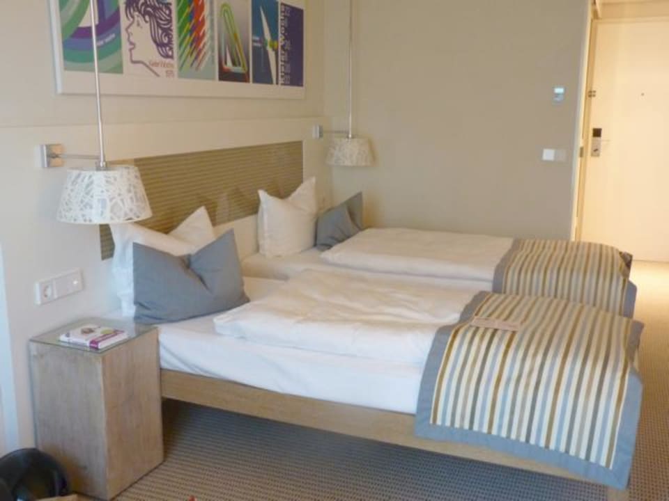 Bett Steigenberger Conti Hansa