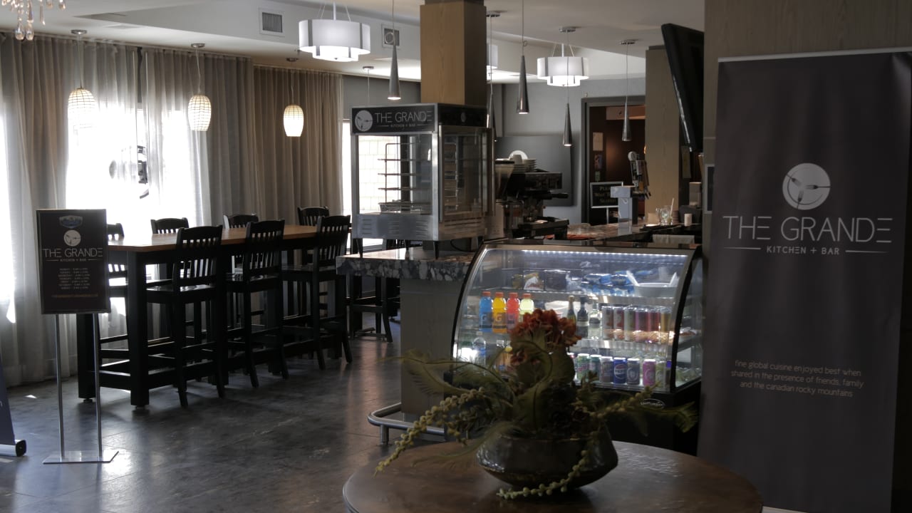 Gastro Apartments Grande Rockies Resort