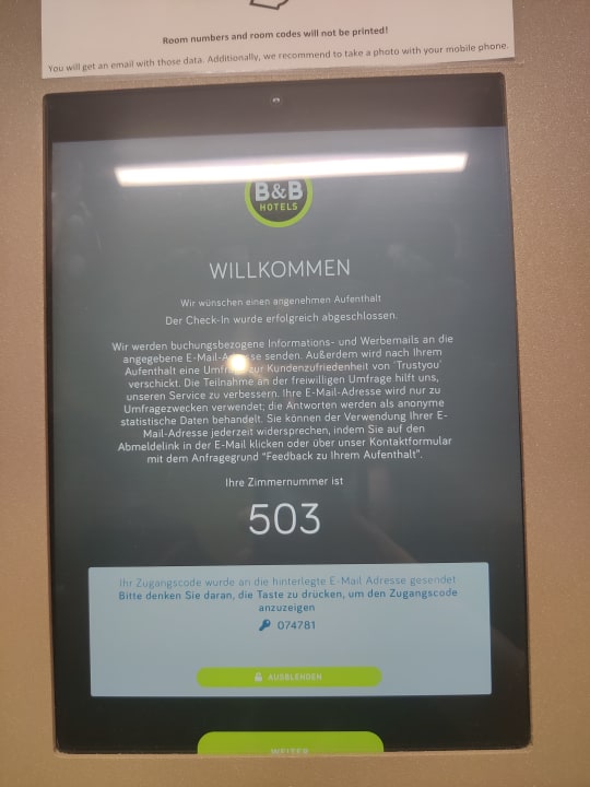 Lobby B&B Hotel Frankfurt-West