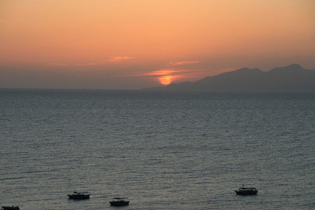 Sonnenaufgang Hotel Epavlis