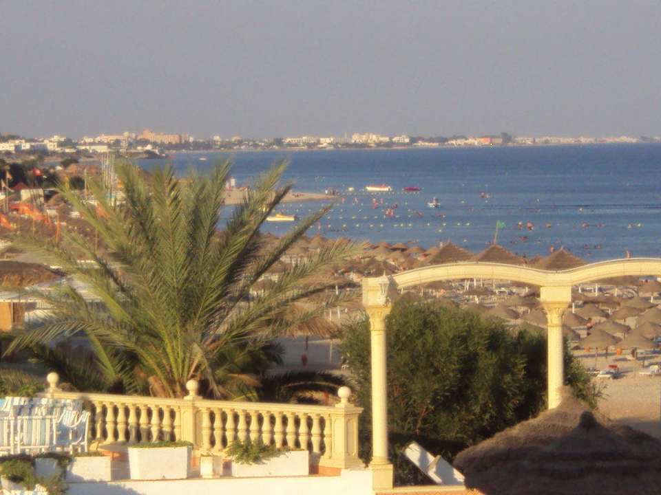 Kilometerweiter Sandstrand Hotel Les Colombes