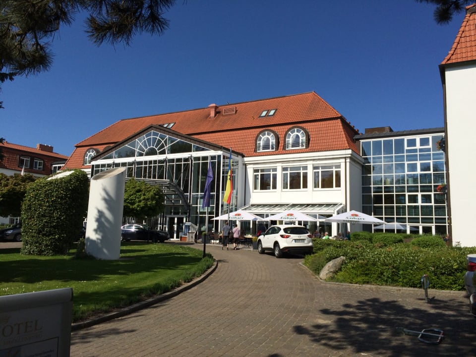 Außenansicht Seehotel Großherzog von Mecklenburg