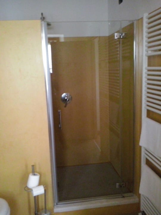 Doccia Bed & Breakfast Fontana Rosa