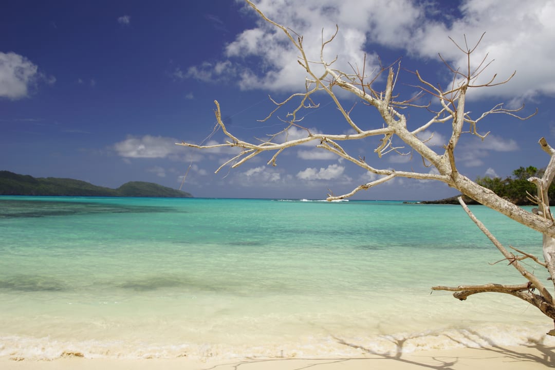 Strand Wyndham Alltra Samana