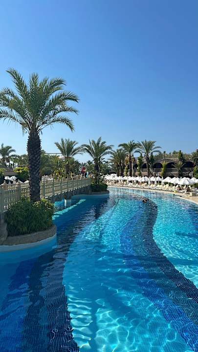 Pool Royal Holiday Palace