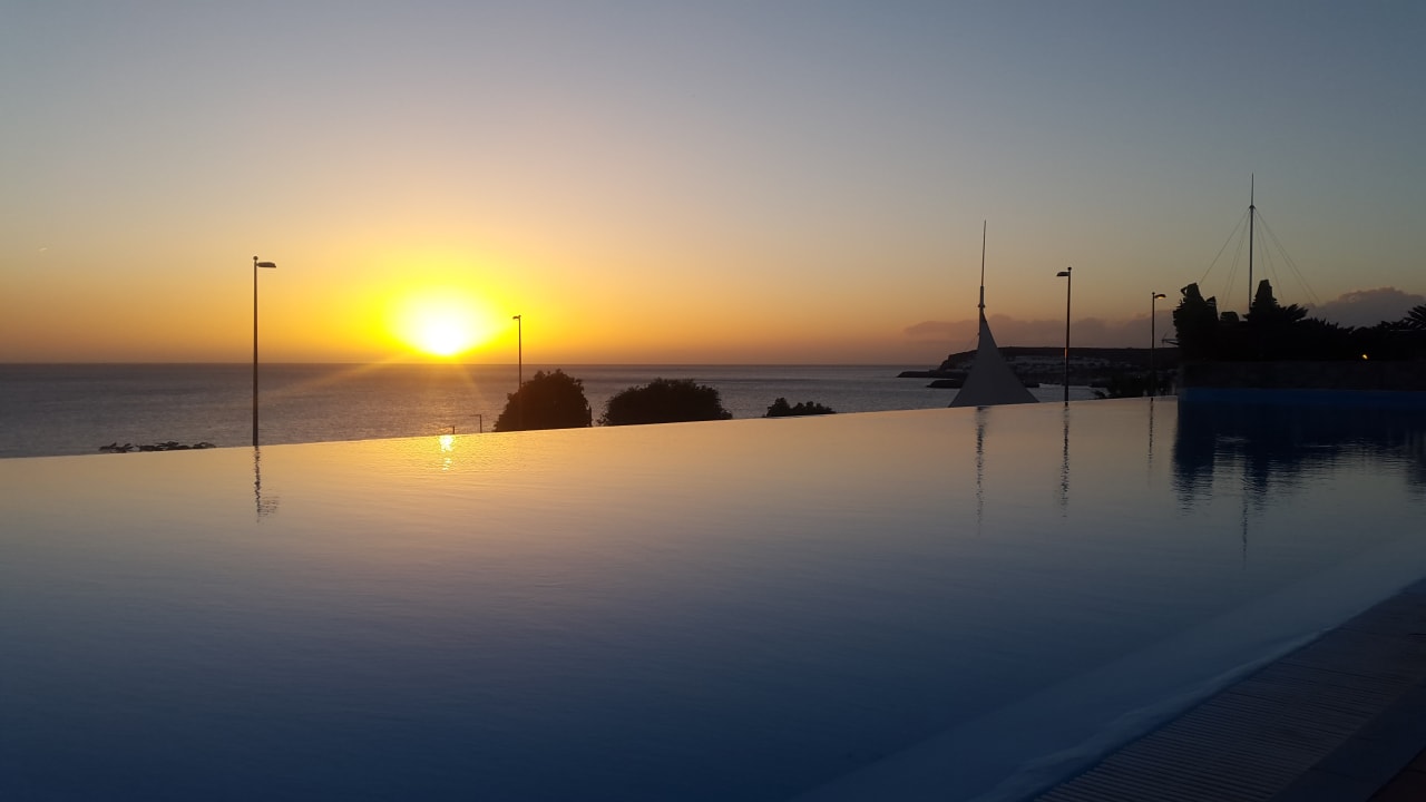 Pool H10 Playa Meloneras Horizons Collection
