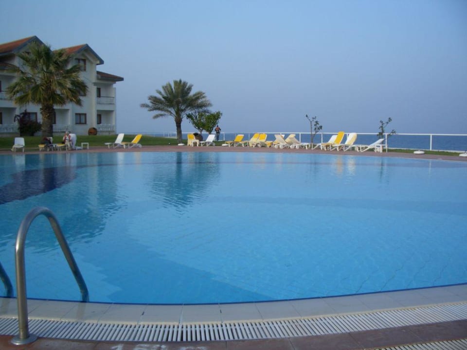 Pool Salamis Bay Conti Resort Hotel & Casino