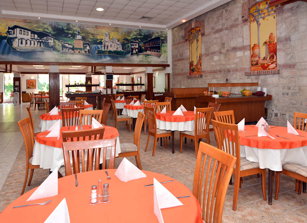 Gastro Hotel Estreya Palace & Residence