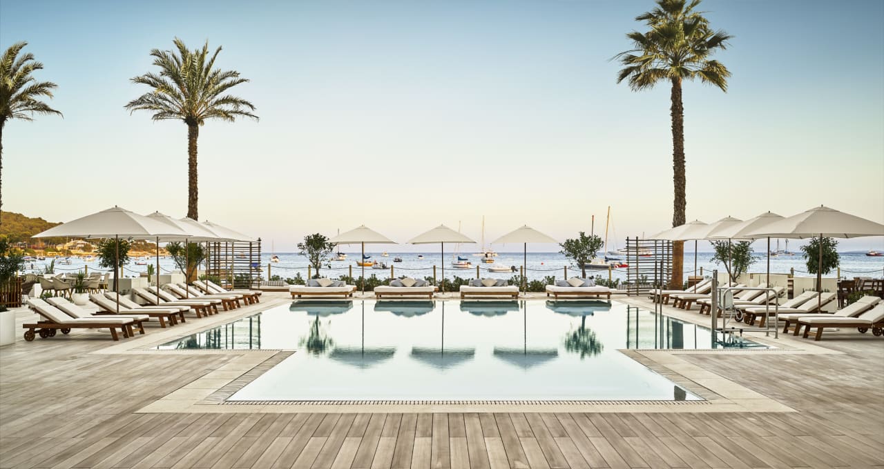 Pool Nobu Hotel Ibiza Bay
