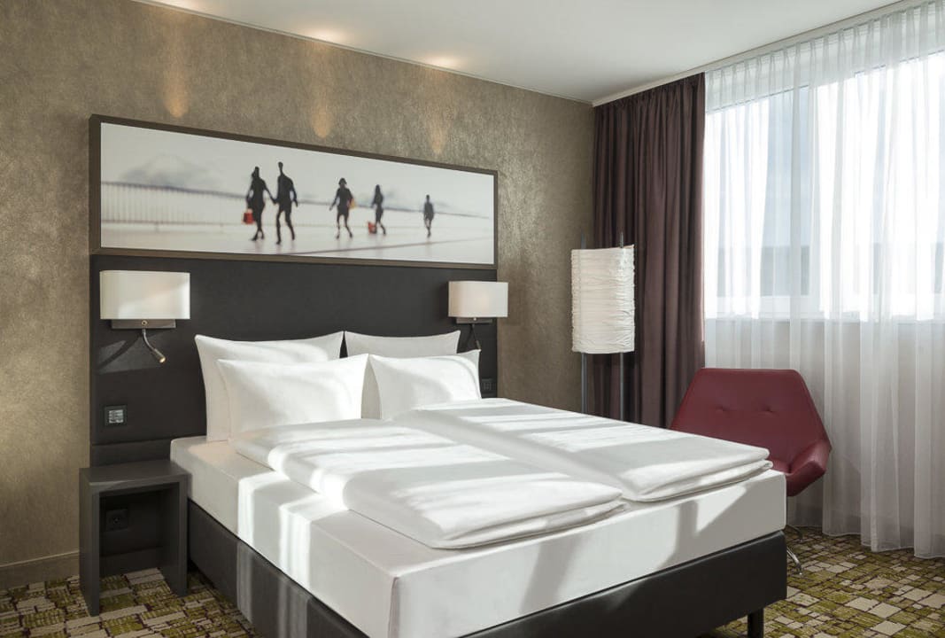 Zimmerbeispiel Dorint Airport-Hotel Zürich