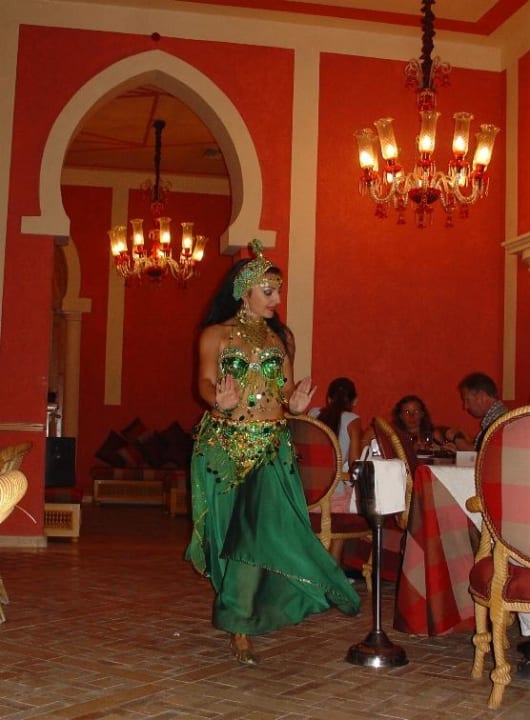 Bauchtänzerin im Tarboush Restaurant Grand Makadi
