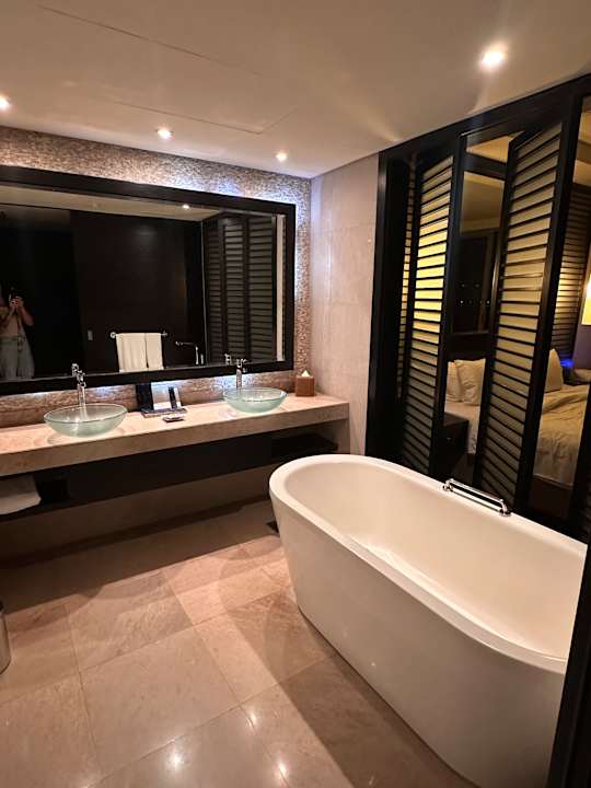 Zimmer Rixos The Palm Hotel & Suites