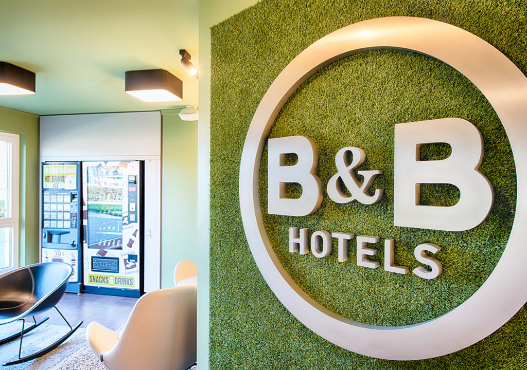 Lobby B&B Hotel Baden Airpark