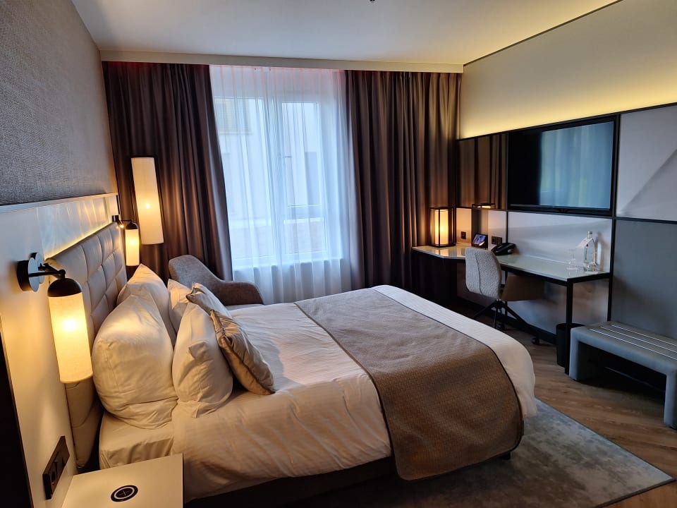 Zimmer Leonardo Hotel Köln Bonn Airport