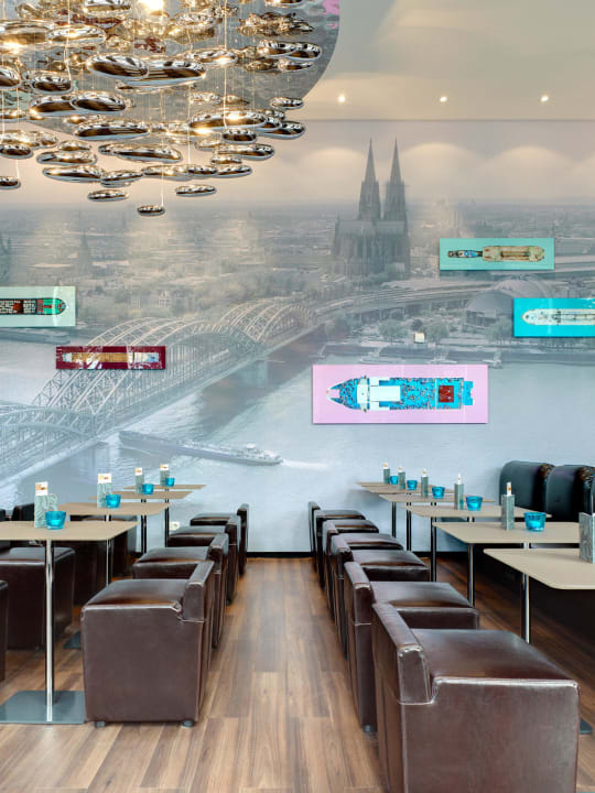 Frühstücksbereich Motel One Köln Waidmarkt
