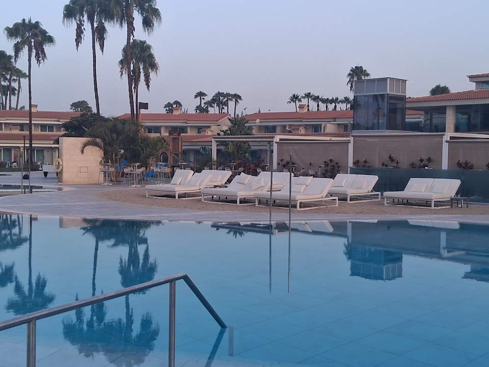 Pool Kumara Serenoa by Lopesan Hotels