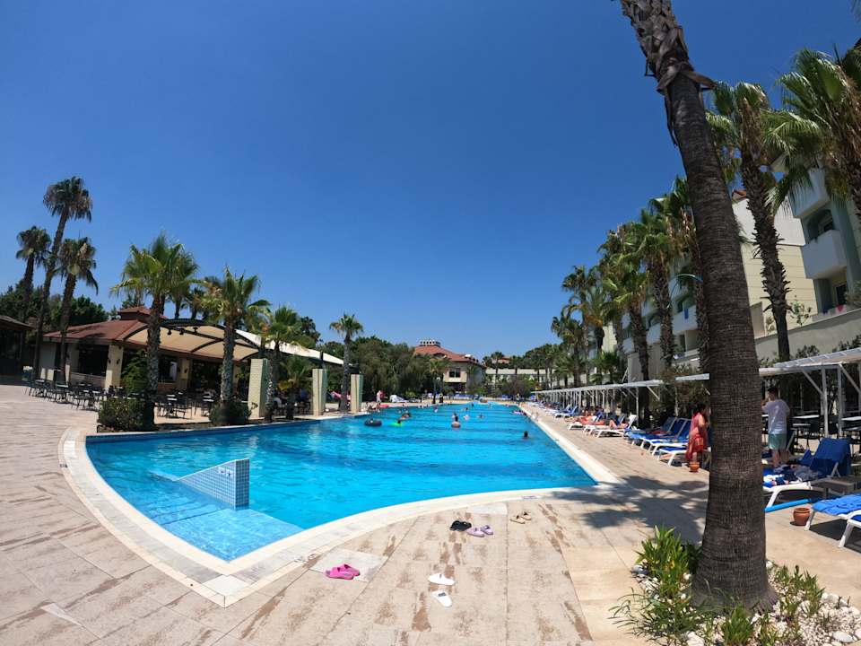 Außenansicht Hotel Süral Resort