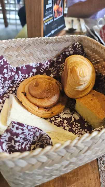 Gastro Tapa Kawi Villas