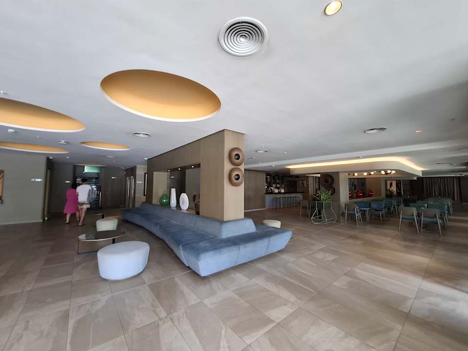 Lobby Hotel Riu Festival