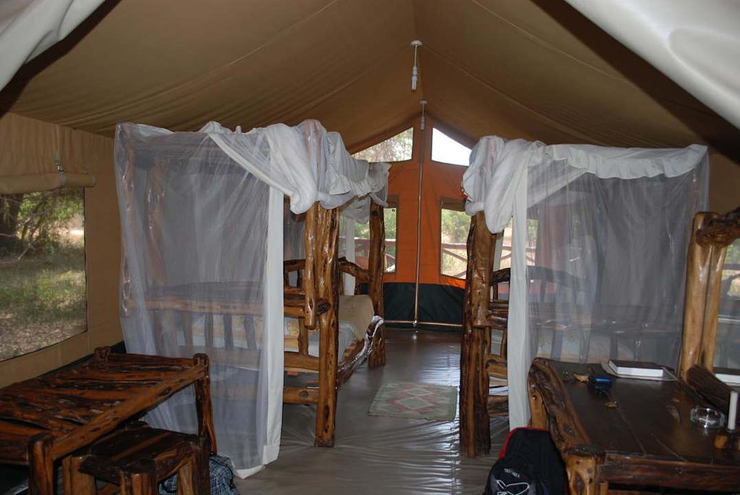 Die Betten Hotel Ndololo Safari Camp