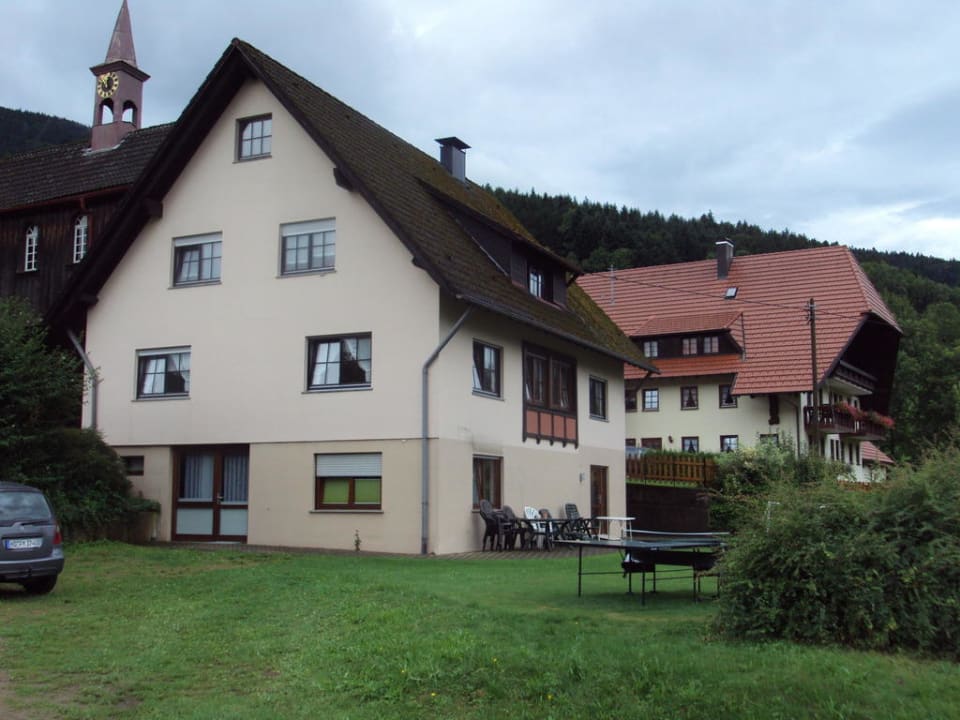 Nebengebäude mit 4 Ferienwohnungen Galli Hof