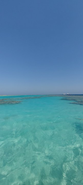 Strand The Breakers Diving & Surfing Lodge