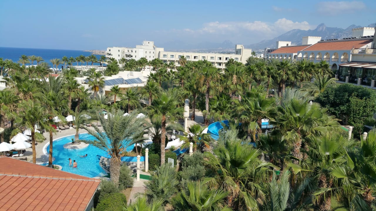 Aqua Area & Garden Oscar Resort Hotel