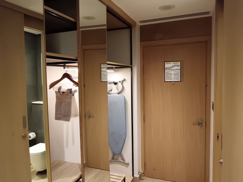 Zimmer Hampton by Hilton Marjan Island