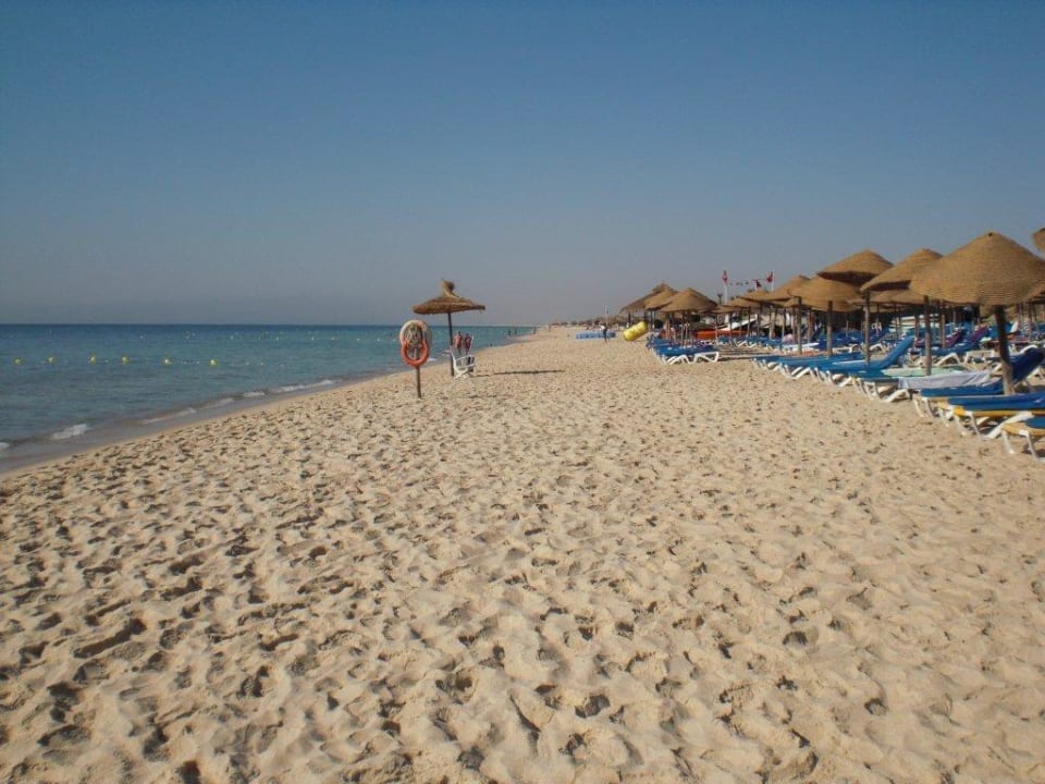 Strandausblick TUI MAGIC LIFE Africana
