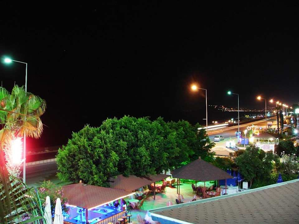Wieczorem Doris Aytur Hotel
