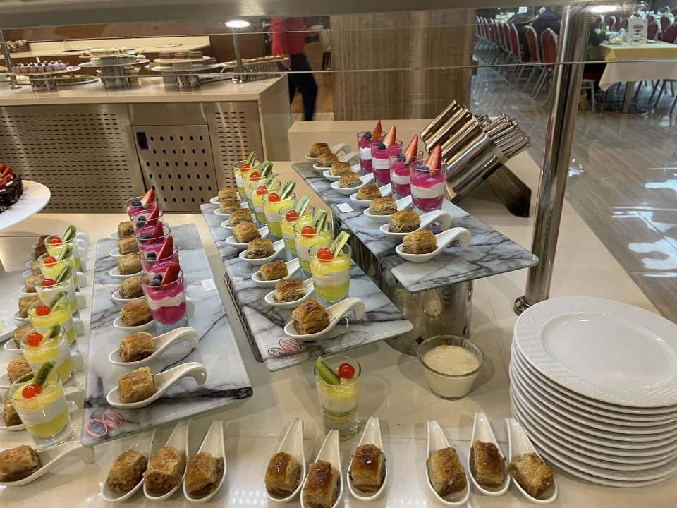 Gastro The Sense Deluxe Hotel