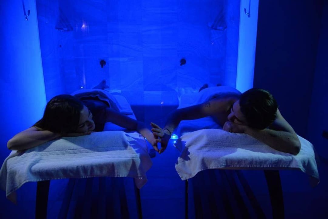 Neue Massageraum fuer Paare Hotel Popilia Country Resort