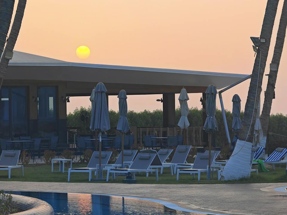 Pool Hilton Salalah  Resort