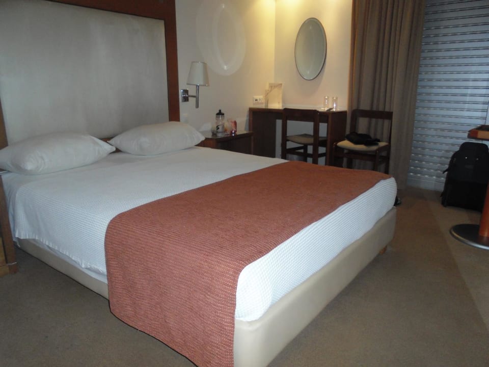 Standard-Doppelzimmer  Atrion Hotel