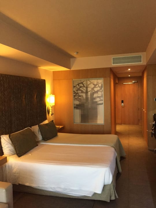 Großzügiges Zimmer Lopesan Baobab Resort