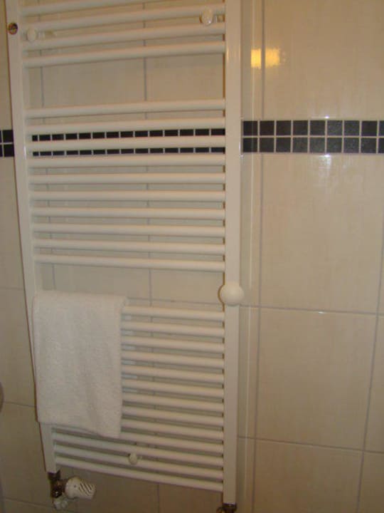 Badezimmer 22 Hotel Pension Bellevue