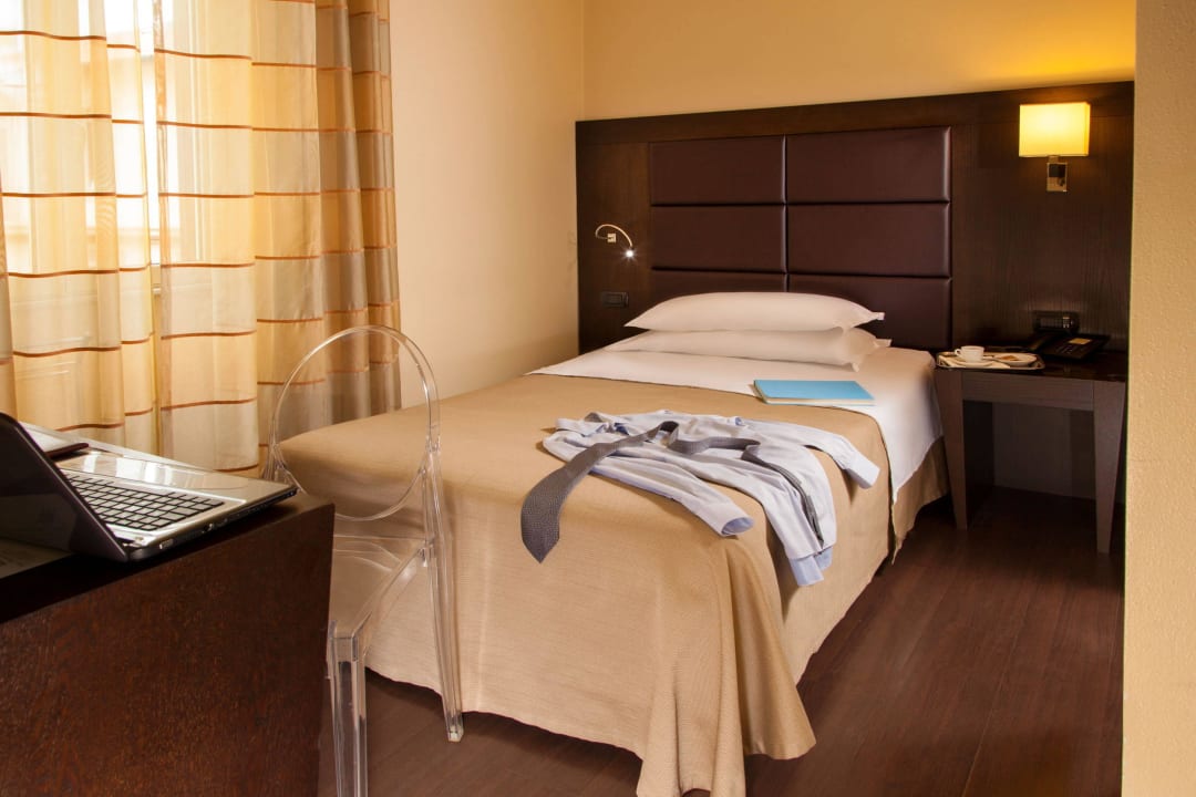 Single room Hotel Buenos Aires